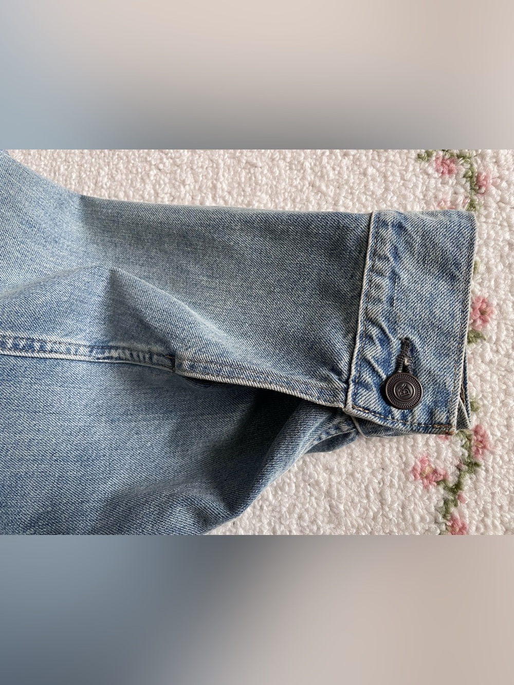 Banana Republic Trucker Jacket - Picture 11 of 14